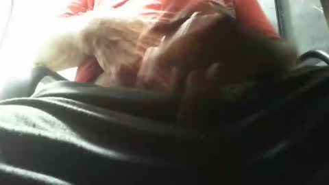 Snapshot of beninoam75 chatting on October 29, 9:51 pm beninoam75 online show from October 29, 9:51 pm