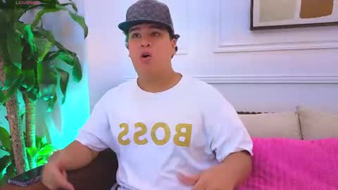 bennett_alejoo online show from July 1, 6:41 pm