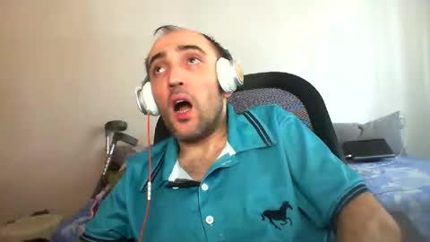 bentish online show from October 4, 7:24 am