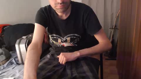 berceuse111 online show from April 4, 12:02 pm