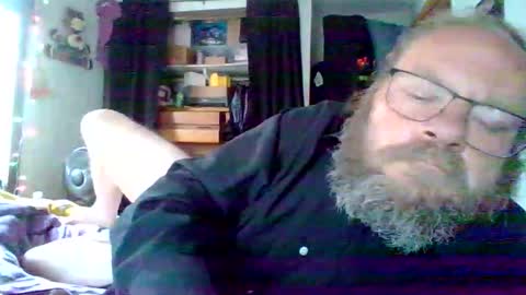 bergeeric1970 online show from May 4, 7:15 pm