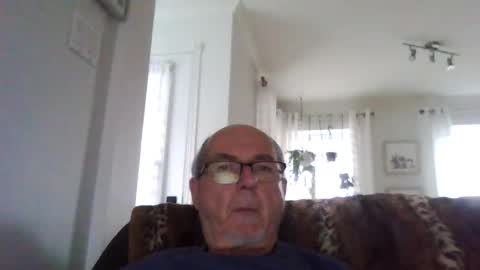 bernard1102 online show from October 20, 6:56 pm