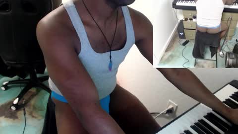 BicepsandFrot online show from February 28, 10:52 am