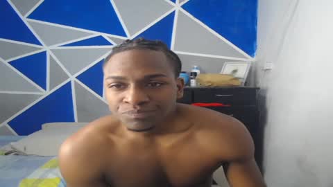 Snapshot of big_black11 chatting on February 16, 11:27 am big_black11 online show from February 16, 11:27 am