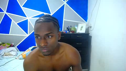 Snapshot of big_black11 chatting on December 26, 10:05 am big_black11 online show from December 26, 10:05 am