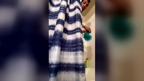 big_domino_martian online show from May 4, 12:07 pm