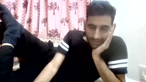 akash online show from November 16, 6:10 pm