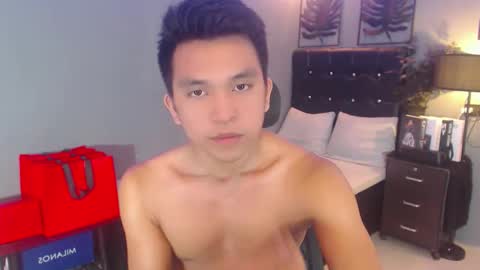 Simon online show from December 2, 1:55 pm