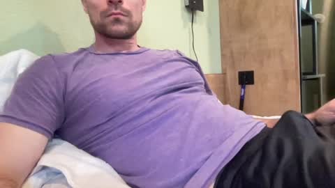 Snapshot of bigcollegecock69690 chatting on March 12, 12:10 am bigcollegecock69690 online show from March 12, 12:10 am