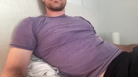 Snapshot of bigcollegecock69690 chatting on February 3, 5:56 pm bigcollegecock69690 online show from February 3, 5:56 pm