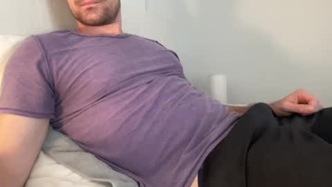 Snapshot of bigcollegecock69690 chatting on February 26, 10:29 pm bigcollegecock69690 online show from February 26, 10:29 pm