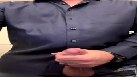 bigdick3981 online show from April 16, 11:51 pm