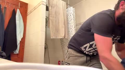 Snapshot of bigdick686268 chatting on March 6, 6:05 pm Pac Man Sex online show from March 6, 6:05 pm