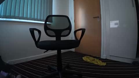 bigdickbandit259 online show from May 15, 7:22 pm