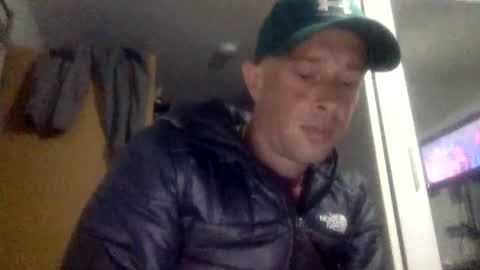 bigdickdangles472924 online show from May 22, 8:47 pm