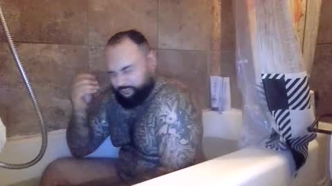 bigdickrican94 online show from November 25, 11:07 pm