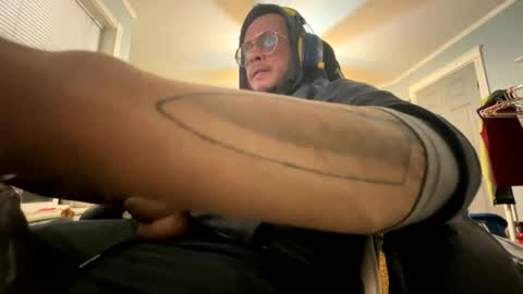 Bigdom1337 online show from April 9, 7:25 am