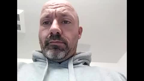 Snapshot of bigg_daddi_d chatting on October 20, 3:49 pm bigg daddi hungd online show from October 20, 3:49 pm