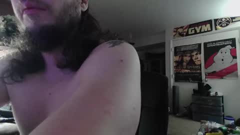 biggerisbetter21 online show from January 8, 10:59 pm