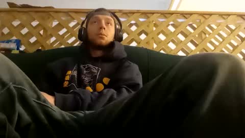 biggestboiiii online show from April 2, 3:09 pm