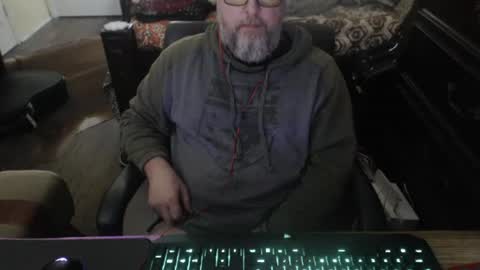 bighugmugg online show from March 1, 9:25 pm