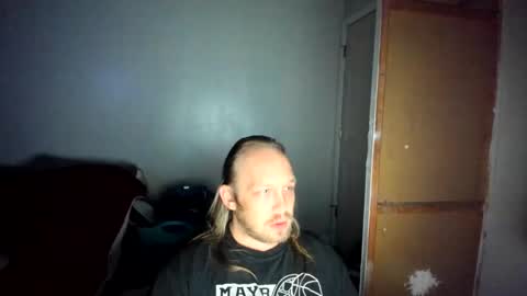 bigmike20129020 online show from May 11, 8:38 am
