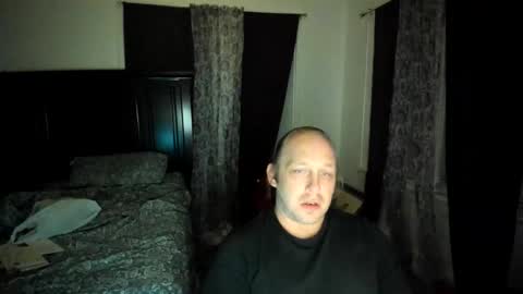 bigmike20129020 online show from February 23, 11:34 am