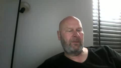 bigmike3339 online show from February 19, 8:11 am