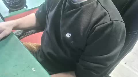 bigpeepdude online show from January 7, 12:21 pm