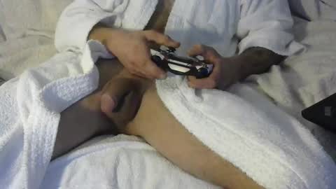 ...... online show from December 21, 10:39 am