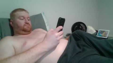 bigred92899 online show from March 27, 8:26 am