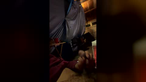 bigrogerschris23 online show from February 8, 7:03 am