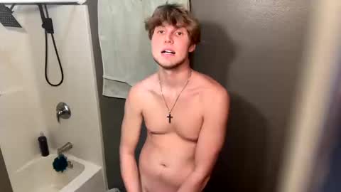 bigskinnyboyshh online show from October 18, 4:28 am