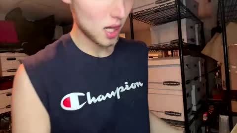 bigskinnyboyshh online show from February 6, 6:51 am