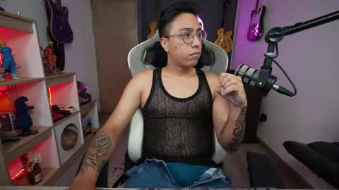 bigxboy96 online show from October 9, 3:44 am