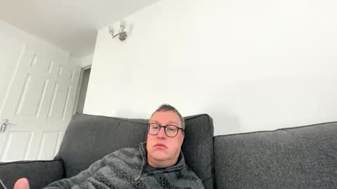 Just call me master online show from February 1, 9:41 am