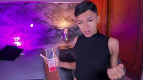 Sam online show from April 17, 12:19 pm