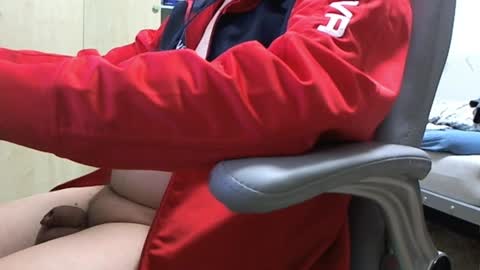 Snapshot of bilove222 chatting on December 5, 4:23 pm bilove222 online show from December 5, 4:23 pm