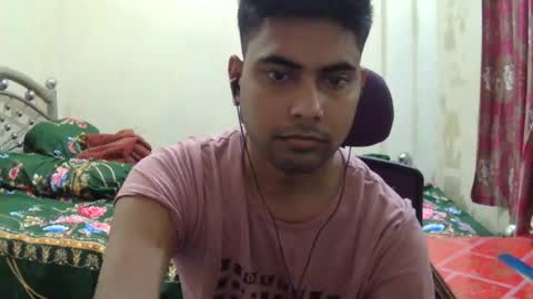 birbikrom104 online show from July 8, 10:52 am