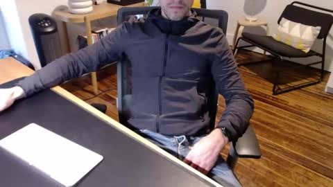 bisexy_man online show from December 19, 2:47 pm