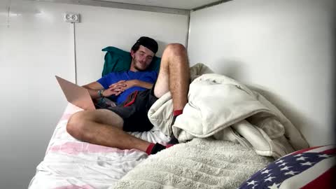 bitedeforain online show from September 16, 10:32 pm