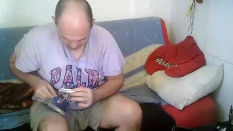 Em J online show from July 28, 11:39 am
