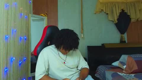 black_king_241 online show from March 7, 4:32 am