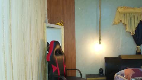 black_king_241 online show from March 19, 6:05 am