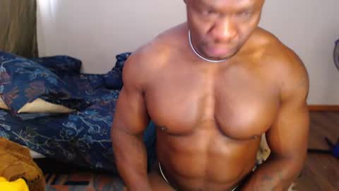 blackmusclegym online show from February 6, 9:53 am