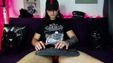 Snapshot of blackwolf_6 chatting on September 18, 5:48 pm Dave online show from September 18, 5:48 pm