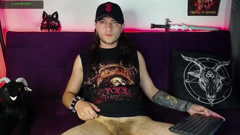 Snapshot of blackwolf_6 chatting on January 30, 2:27 am Dave online show from January 30, 2:27 am