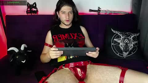 Snapshot of blackwolf_6 chatting on February 23, 9:03 pm Dave online show from February 23, 9:03 pm