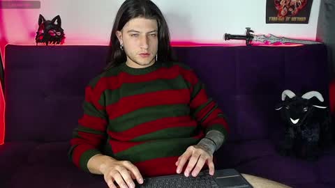 Snapshot of blackwolf_6 chatting on January 23, 2:55 am Dave online show from January 23, 2:55 am