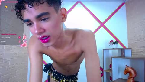 blakelovee online show from November 5, 7:05 pm